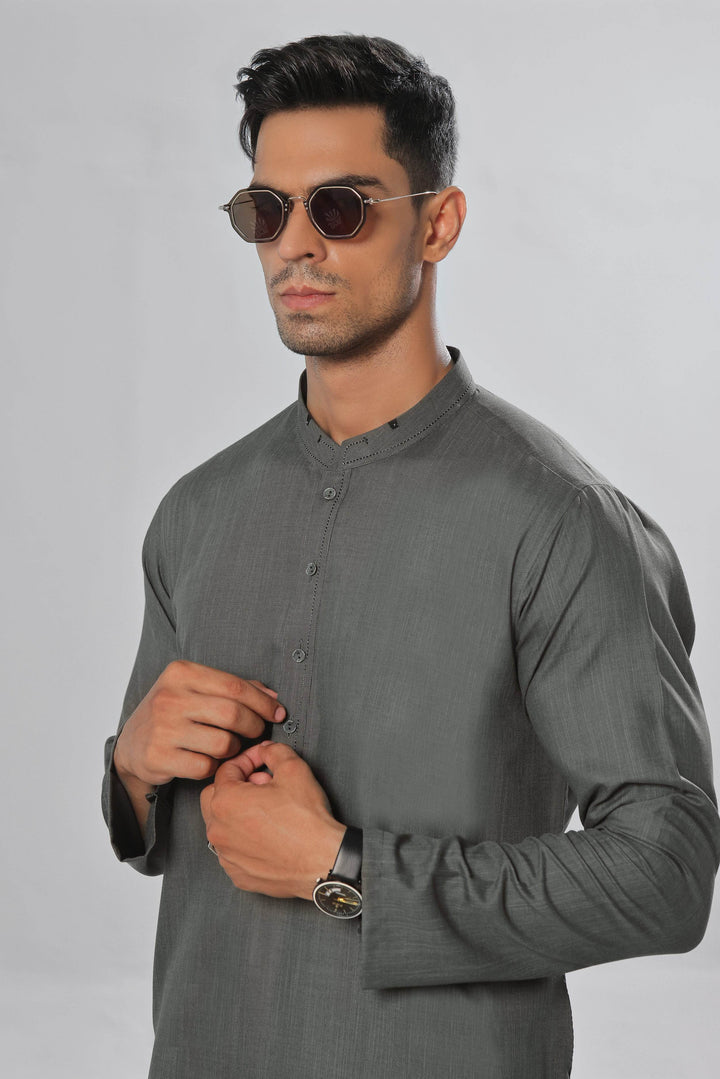 Green Self Kurta | ADKR-021 - Al-Deebaj
