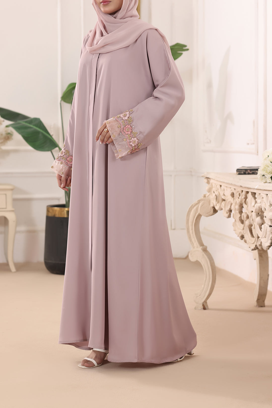 Umaima | Pink