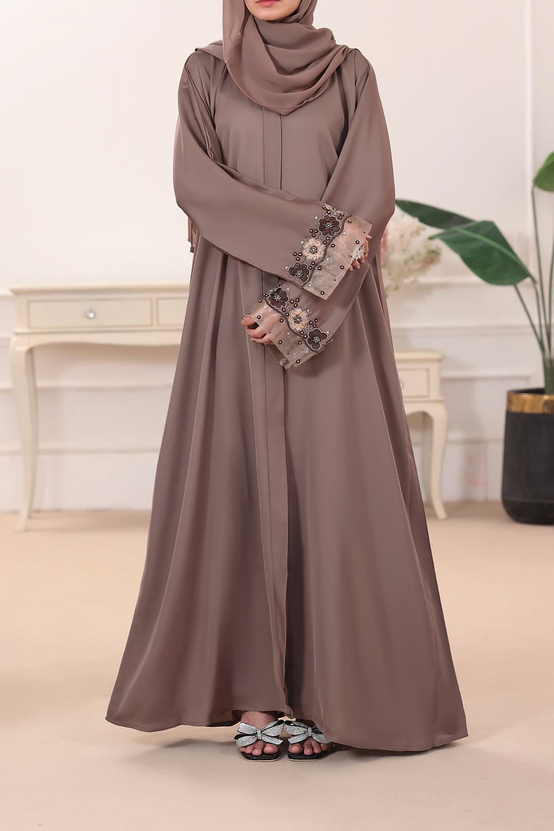 Umaima | Brown