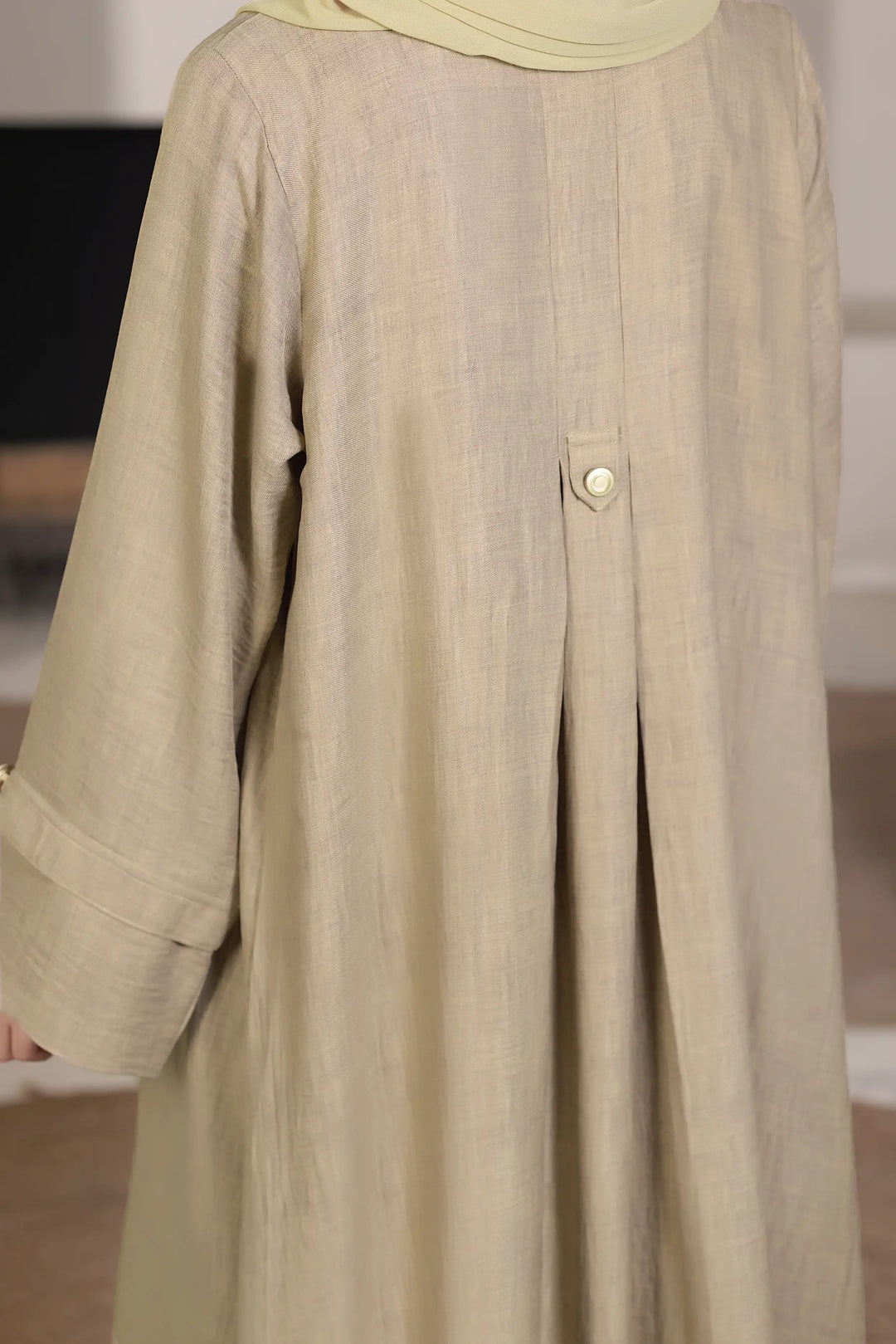 Huma Khaaki
