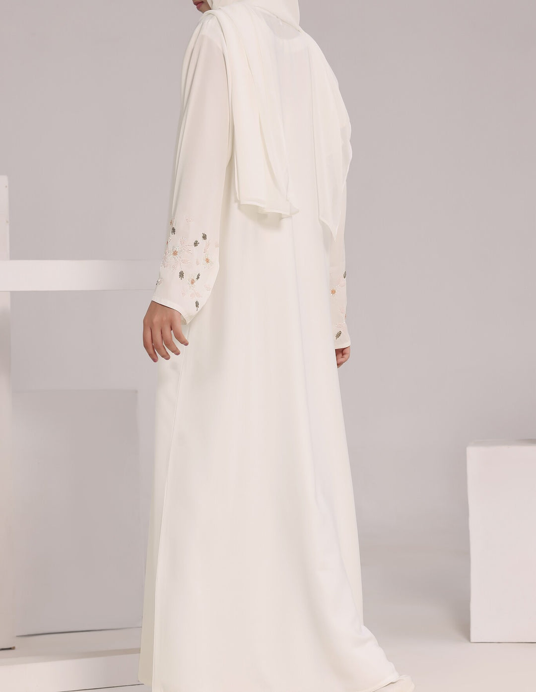 Rubab White | ABY-243