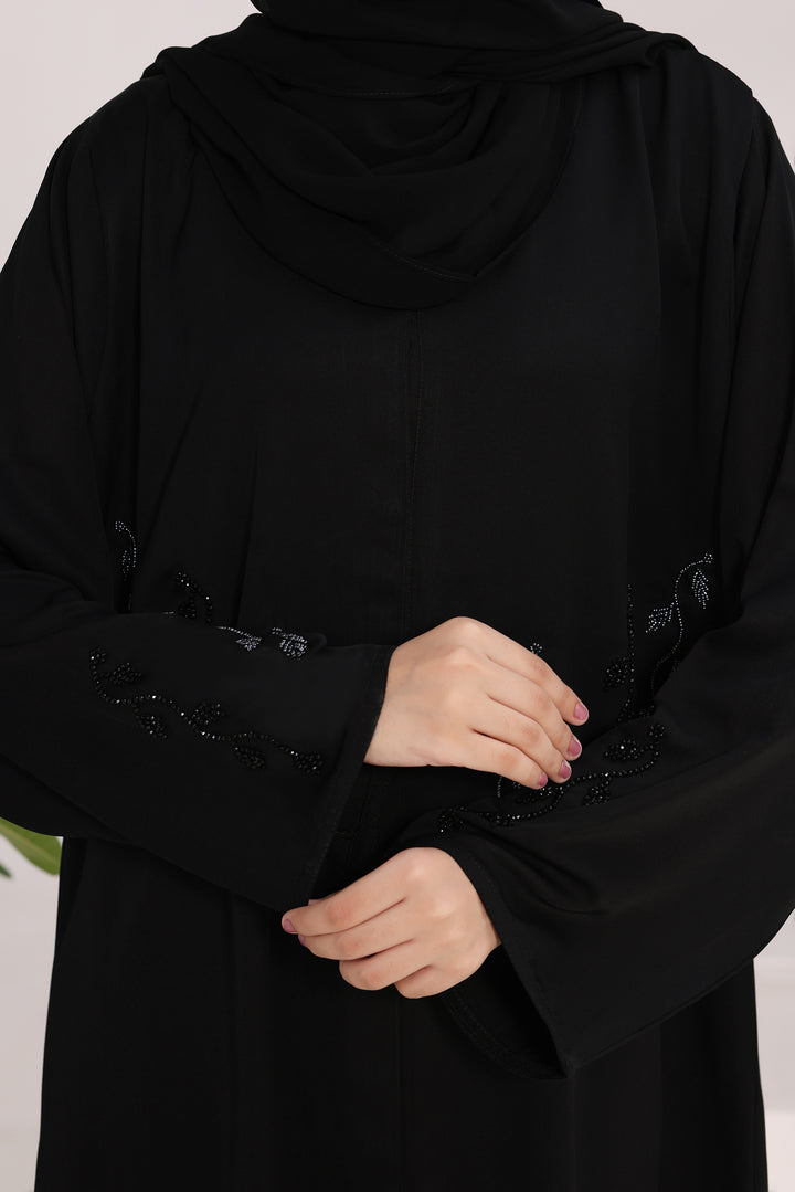 Lubna | Black