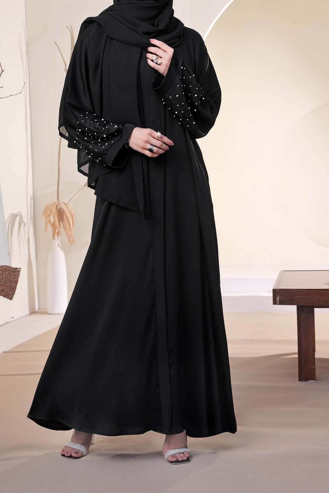 Areeba | Black - Al-Deebaj