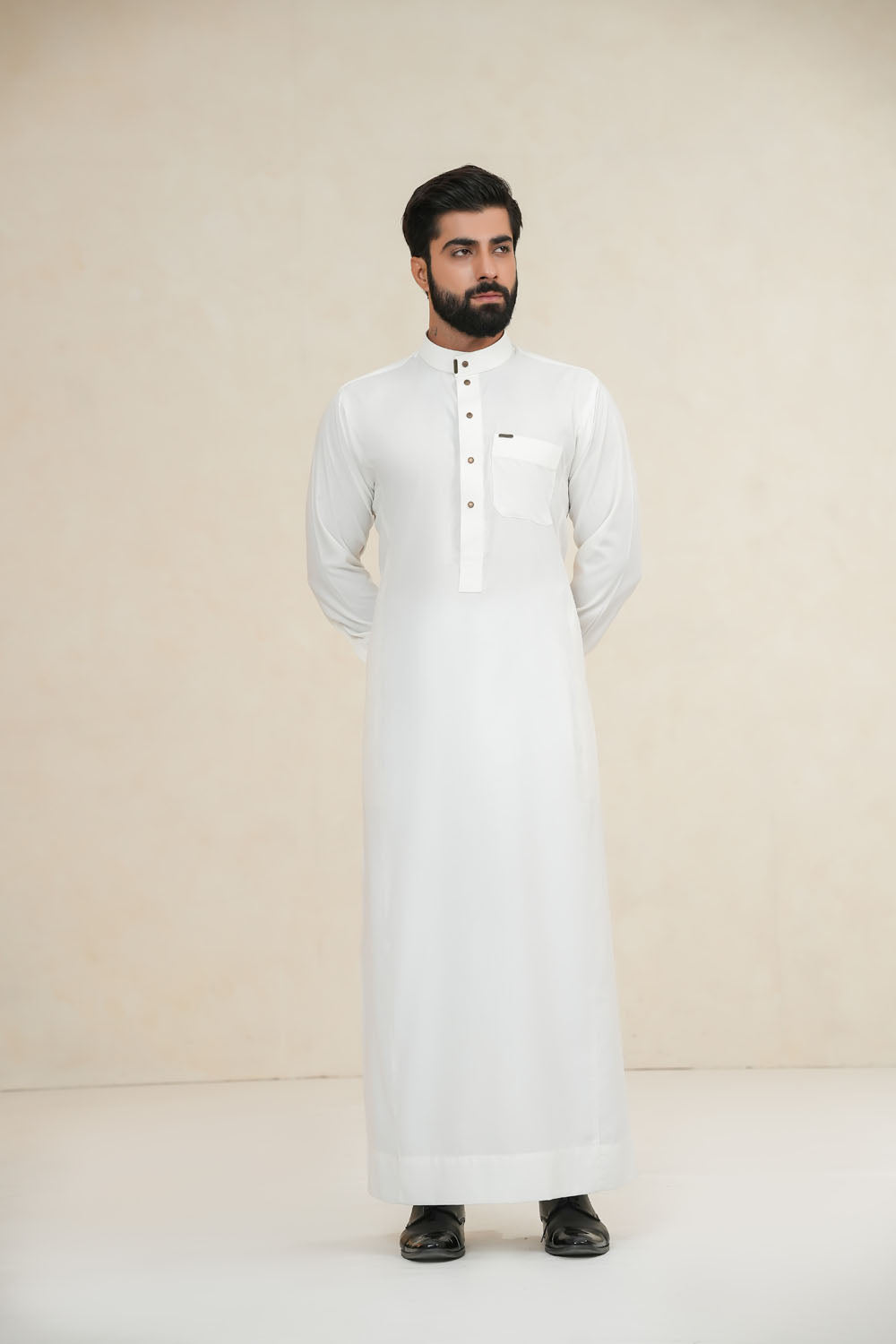 Off-White Saudi Jubbah | J025