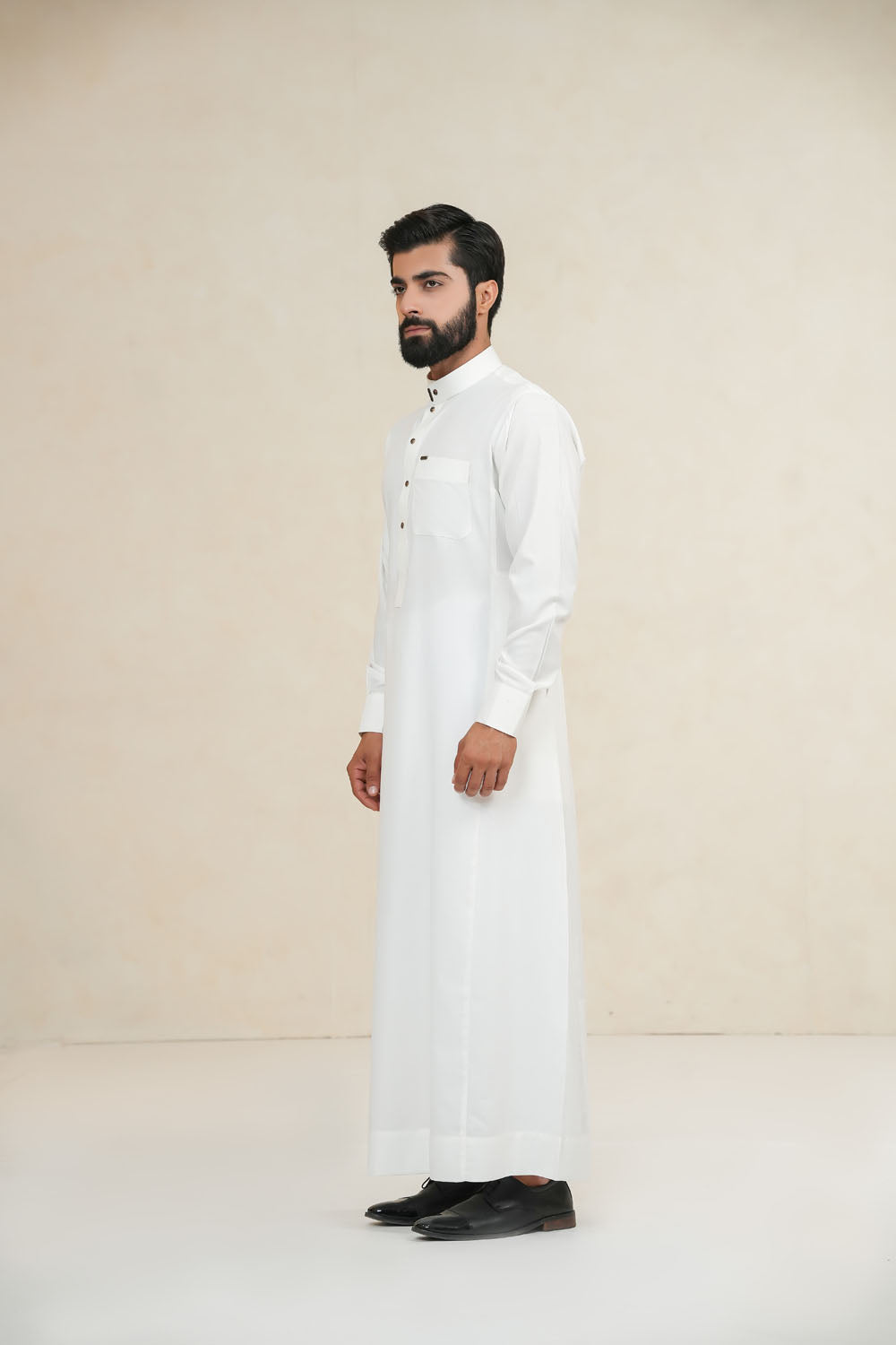 Off-White Saudi Jubbah | J025