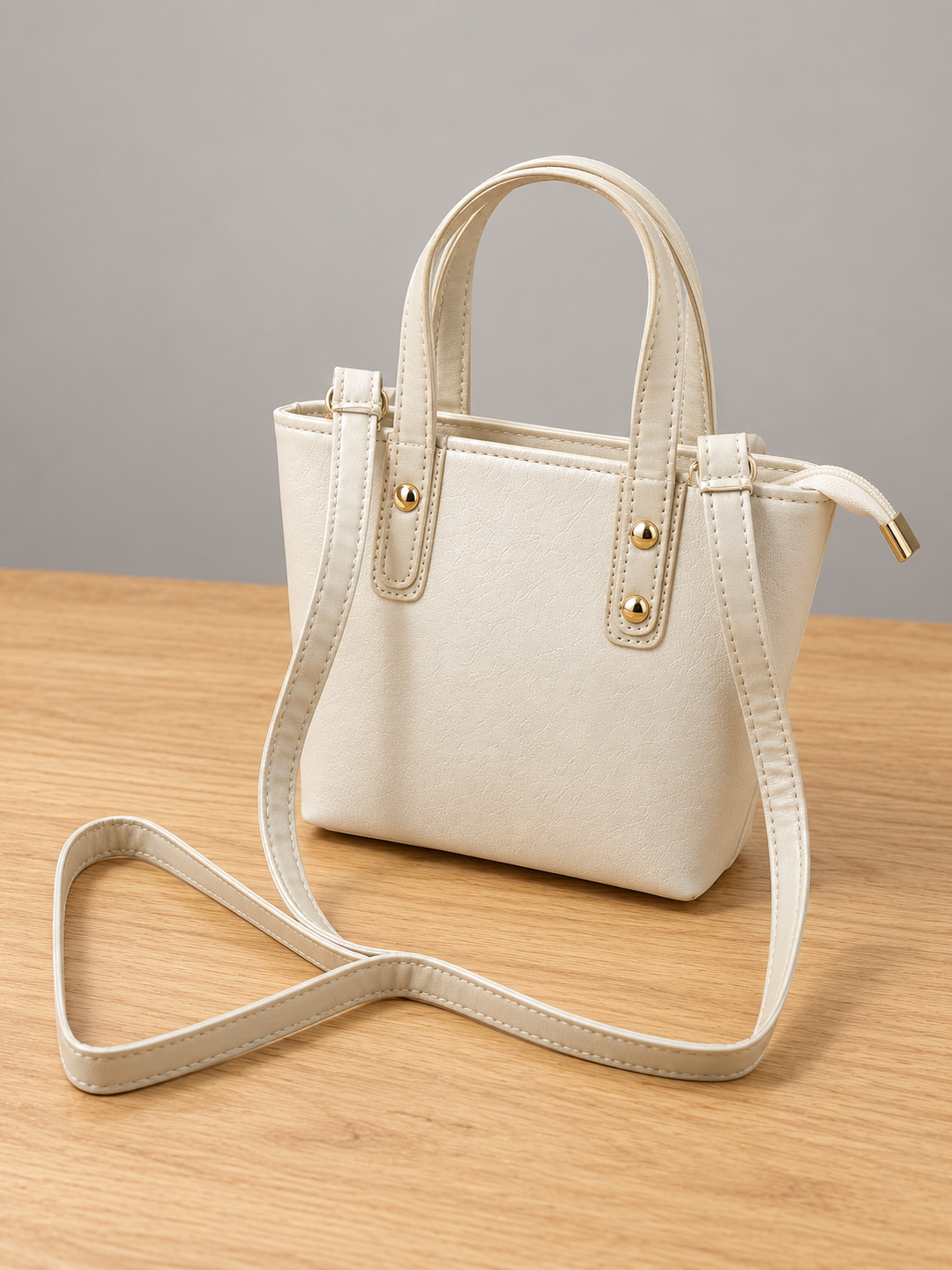 Toto Off-White