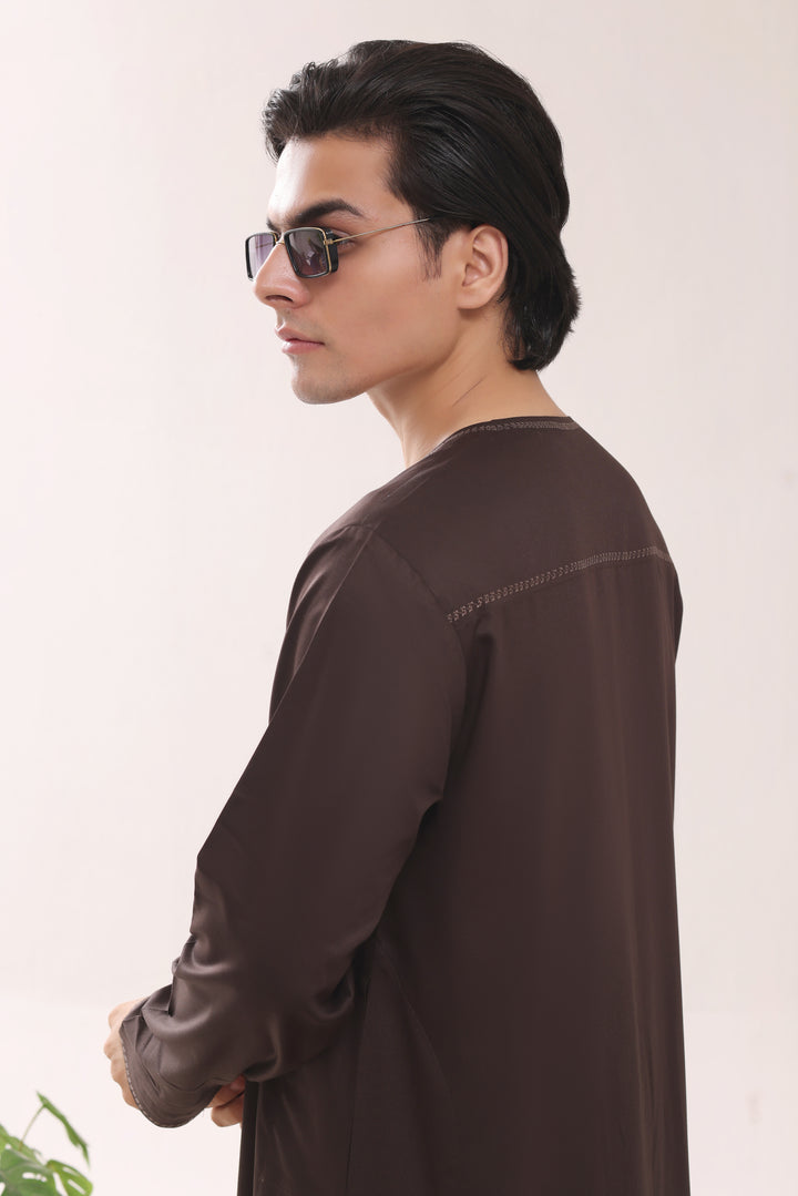 Dark Brown Omani Jubbah | J059