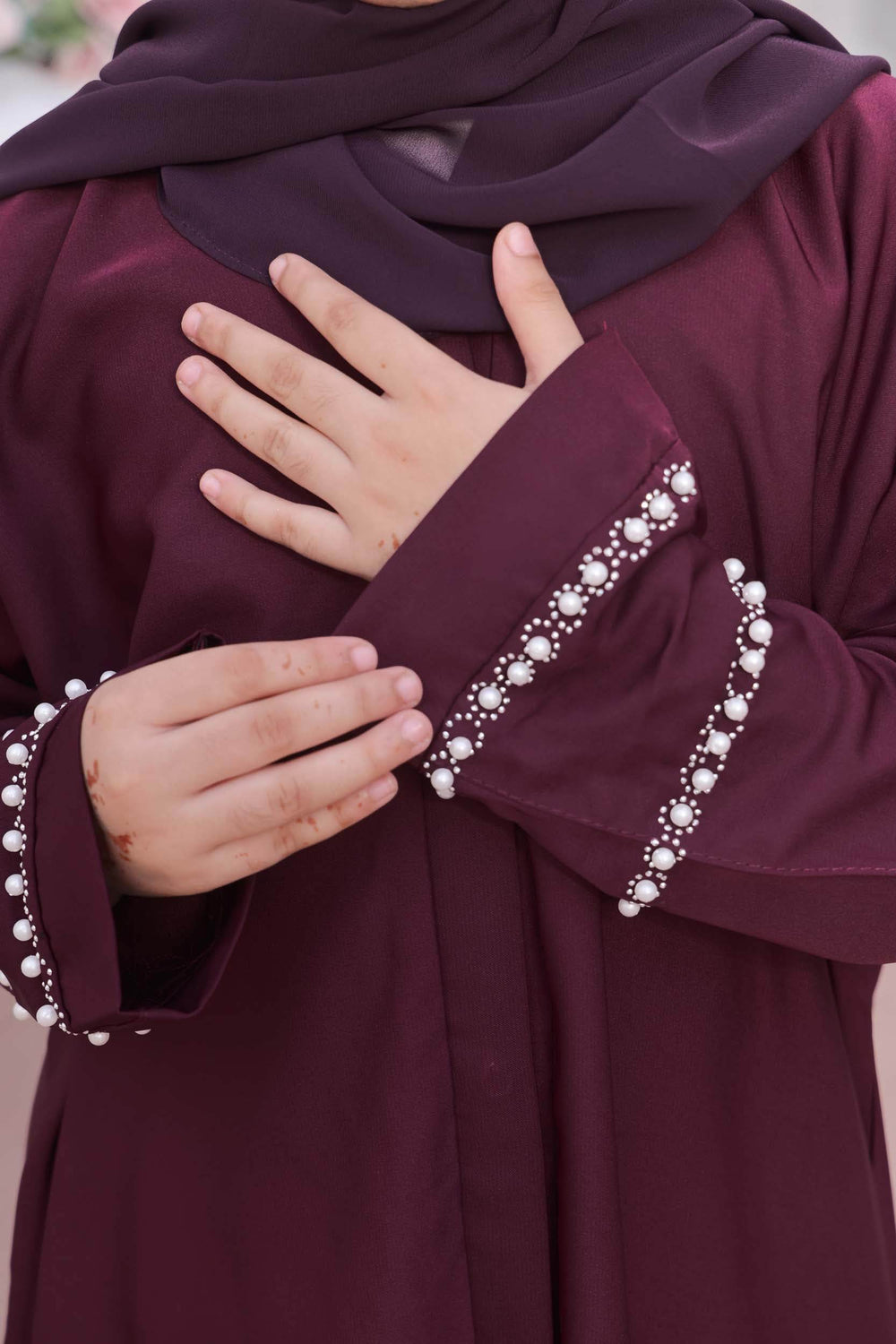 Faryal | Maroon - Al-Deebaj