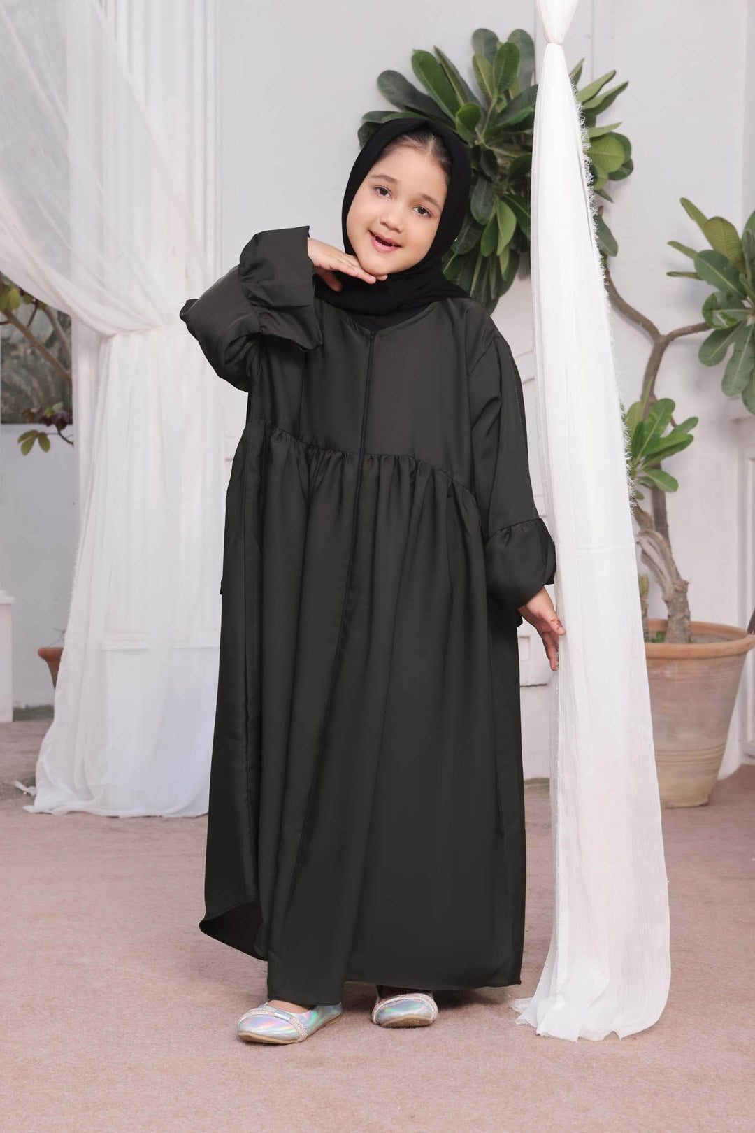 Bismah | Grey - Al-Deebaj