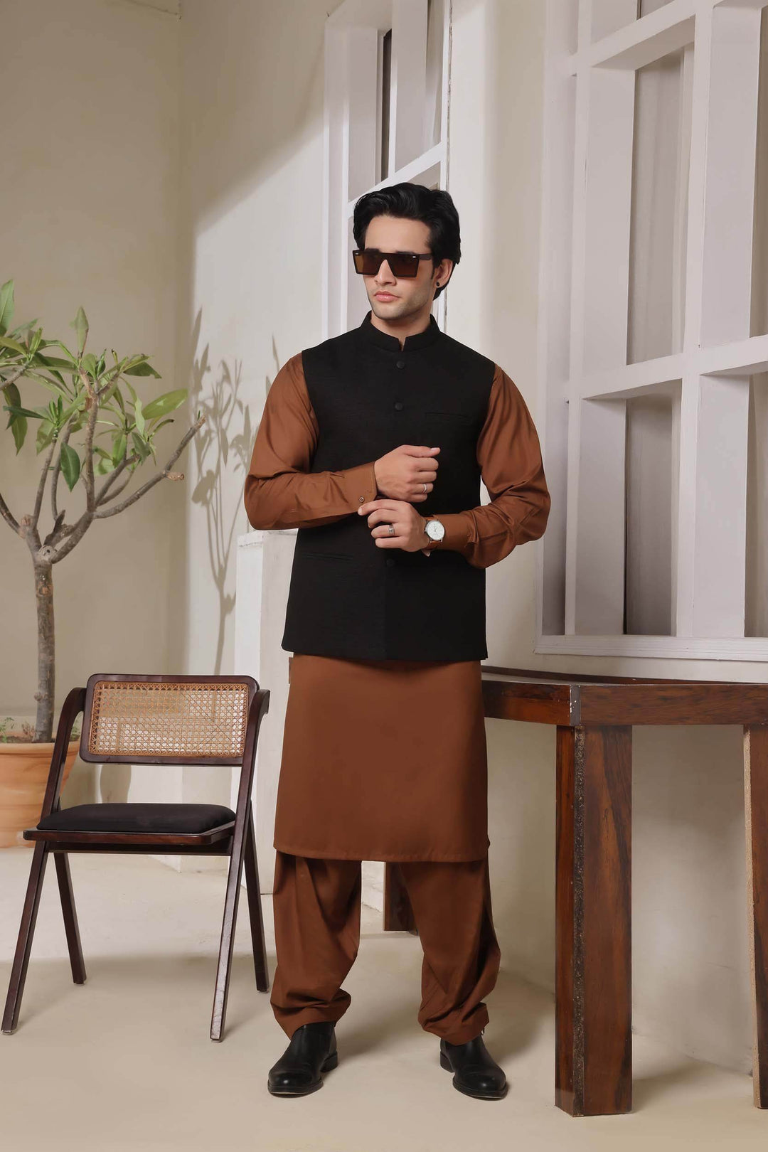 Black Printed W-C - Al-Deebaj