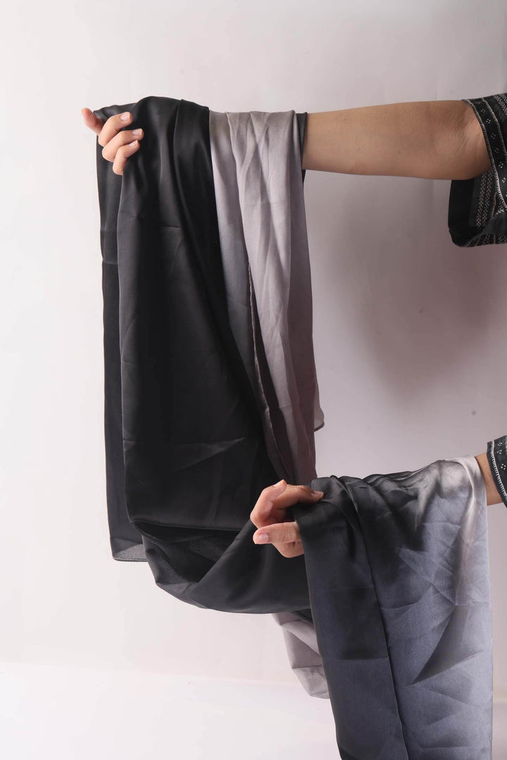 Silk 2 Tone L.Grey & Black - Al-Deebaj