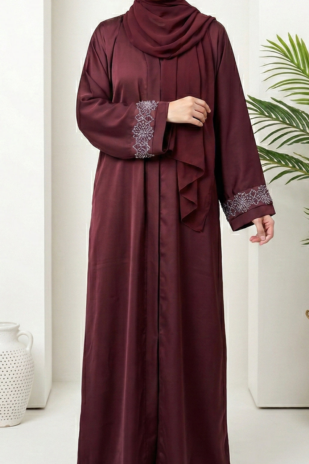 Yasmeen | Maroon