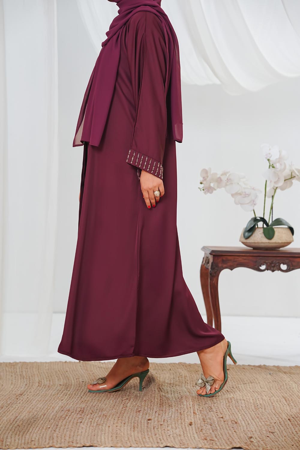 Afrah | Maroon