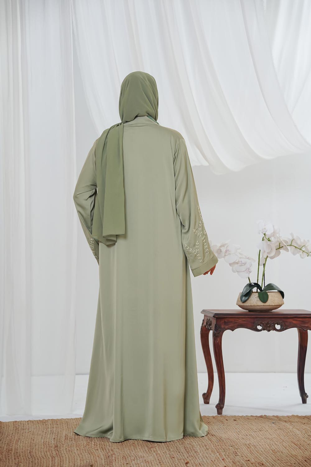 Kainat | Light Green