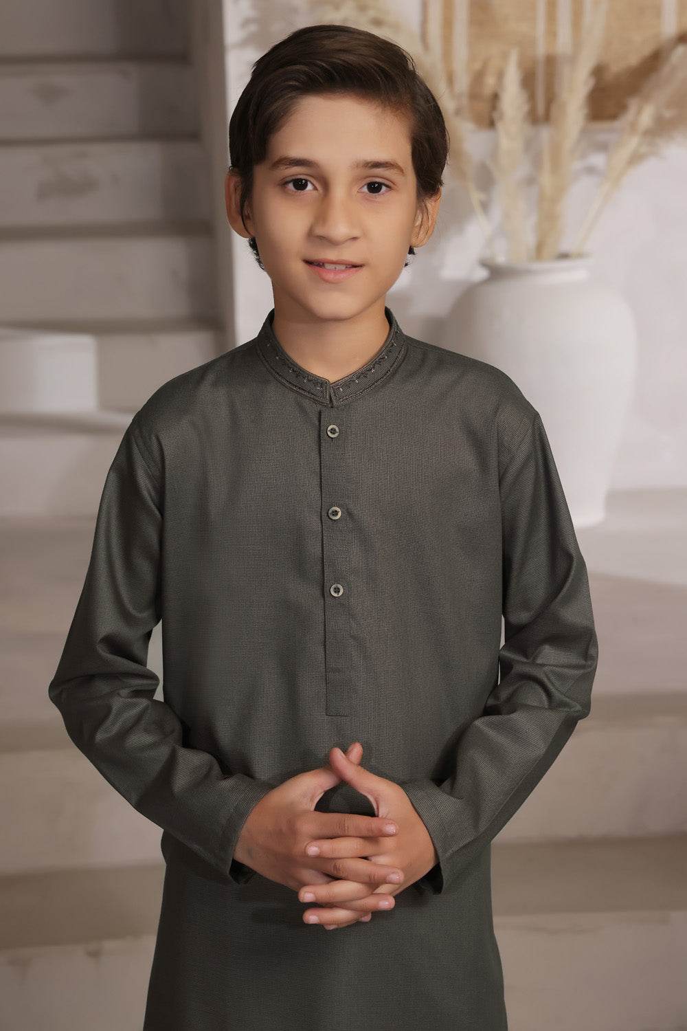 D.Brown Emb Kids K-S | KDS-33 - Al-Deebaj