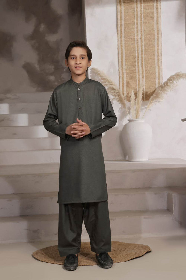 D.Brown Emb Kids K-S | KDS-33 - Al-Deebaj