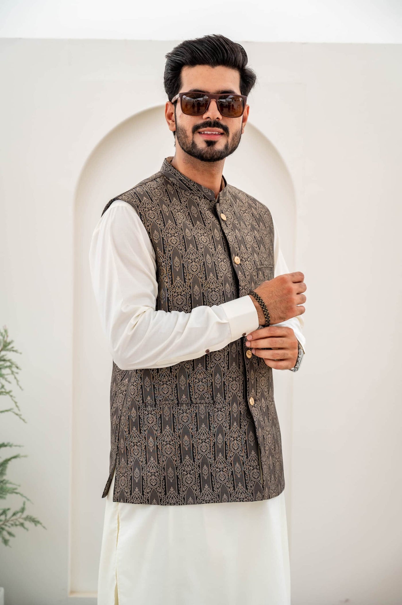 Black & Beige Waist-Coat - Al-Deebaj